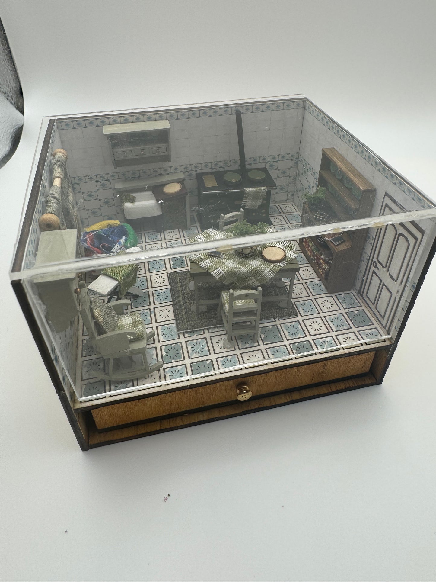 1/48th Room Box - Kitchen