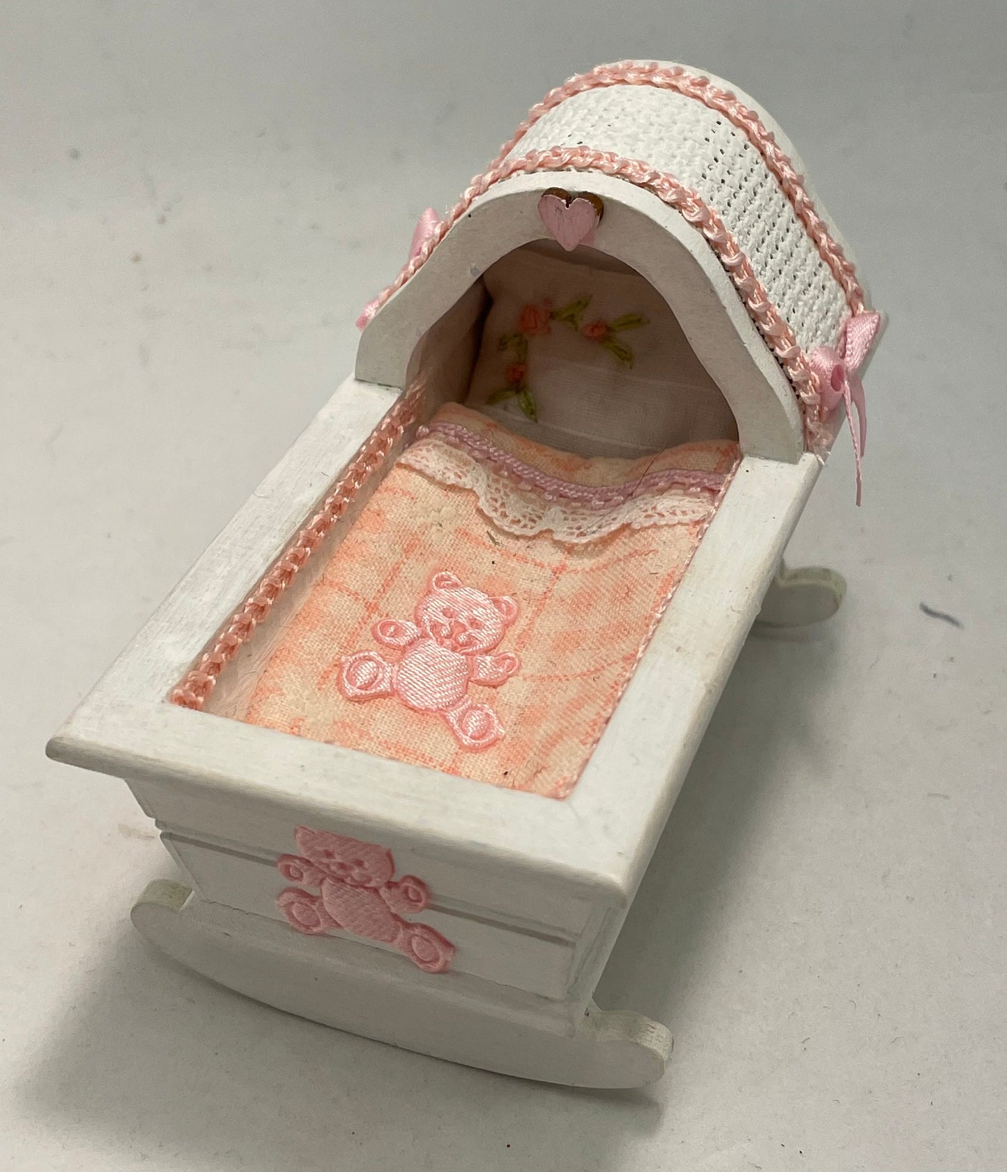 Dolls House 1/12th Pink /White Rocker Crib