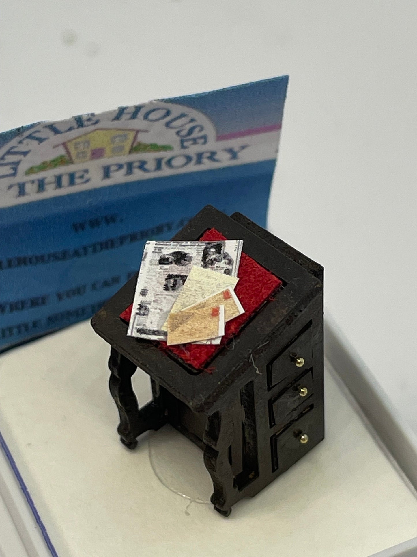 Dolls House 1/48th - Davenport Desk