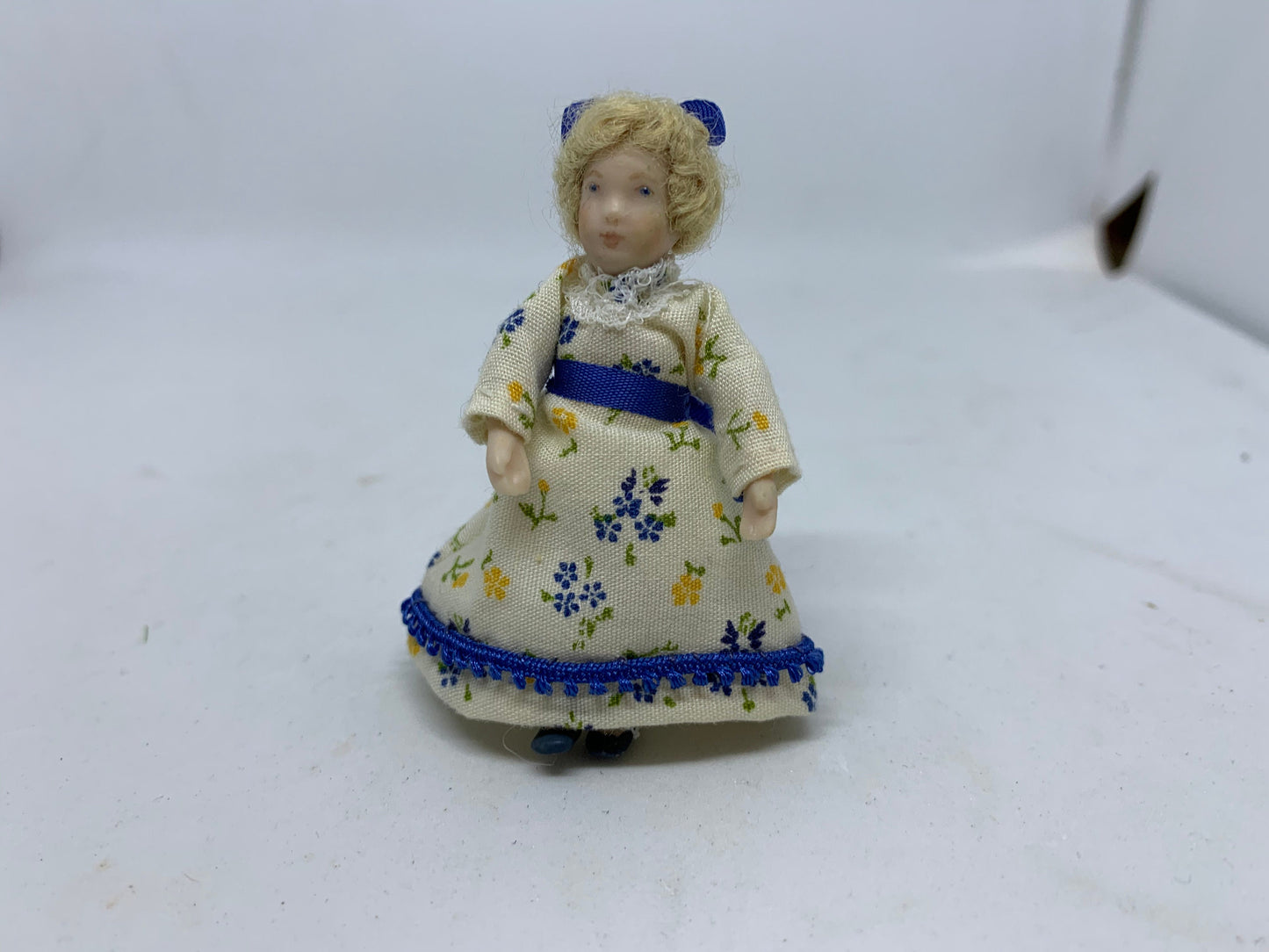 Dolls House Miniatures - Double 1/24th/ 1:24th / Half Inch Scale 6cm tall doll - Jack / Jill (1 x doll only)