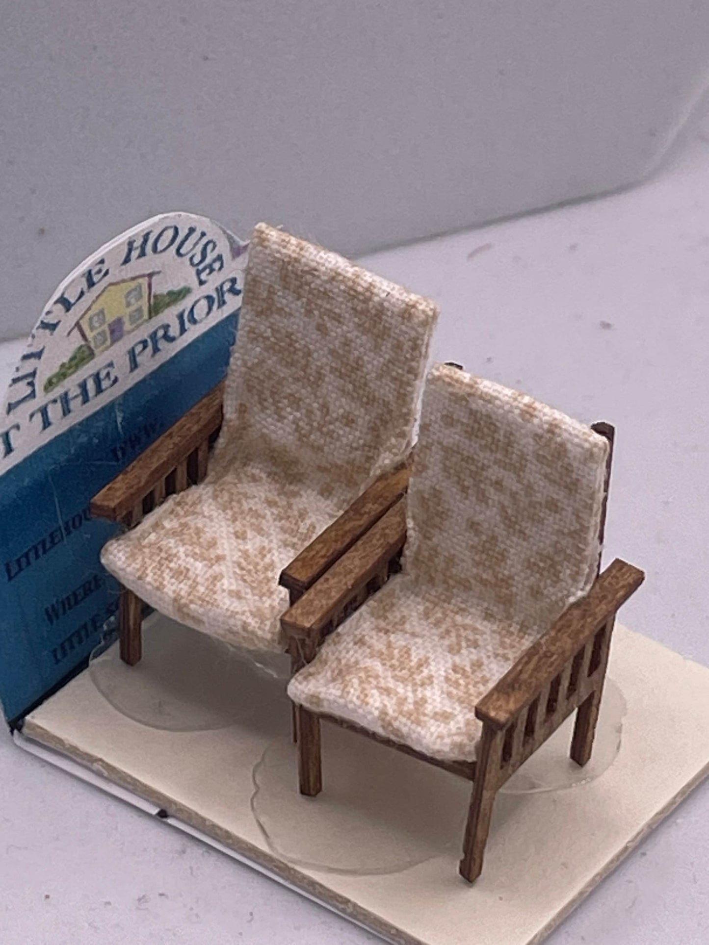 Dolls House 1/48th / 1:48 /Quarter Scale - s/2 Arts Crafts Chairs (various colours)
