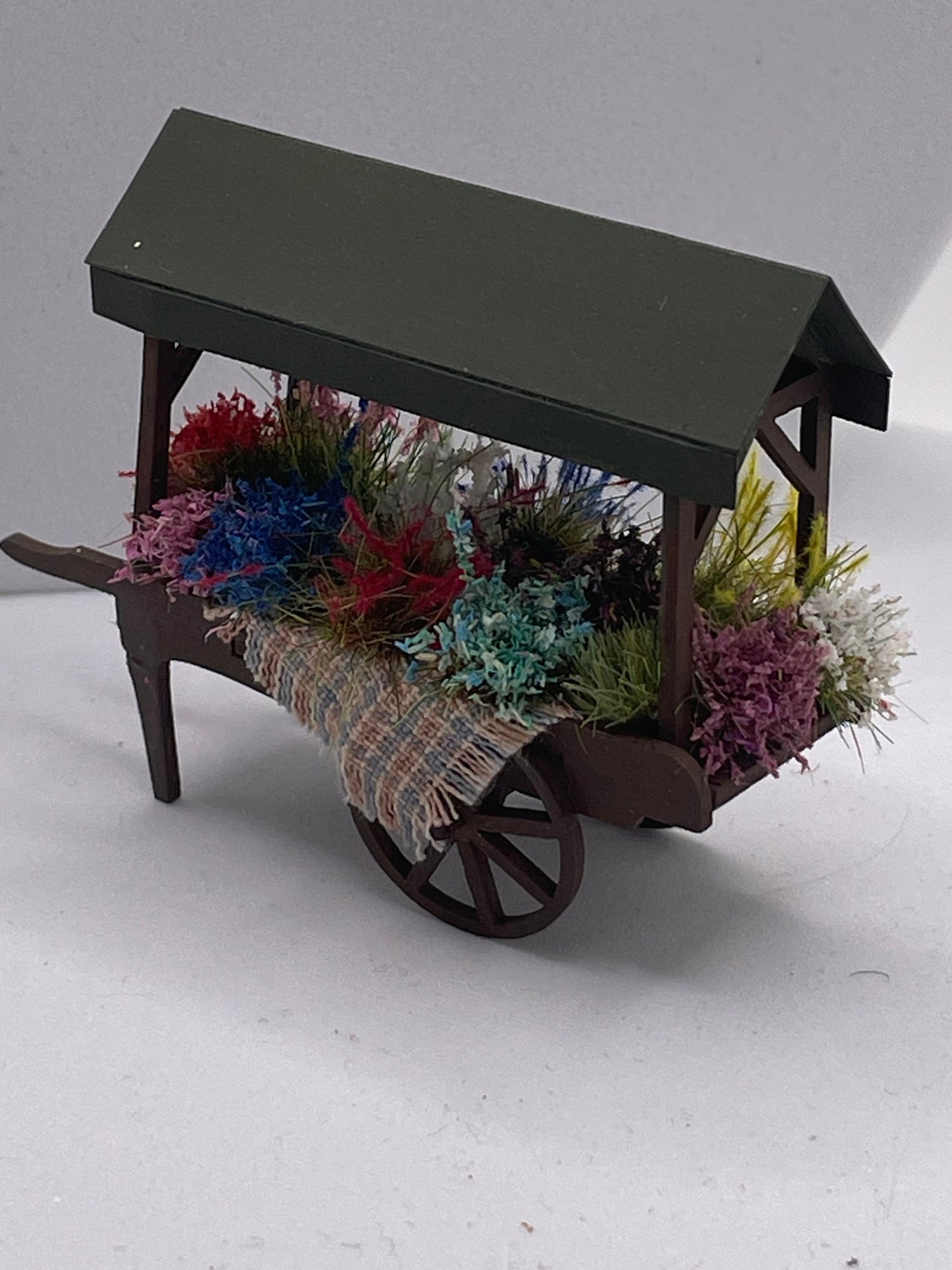 Dolls House Miniatures ( 1/48th - 1:48th - 1/4" - Quarter Inch Scale ) - Hand Made - Flower Cart