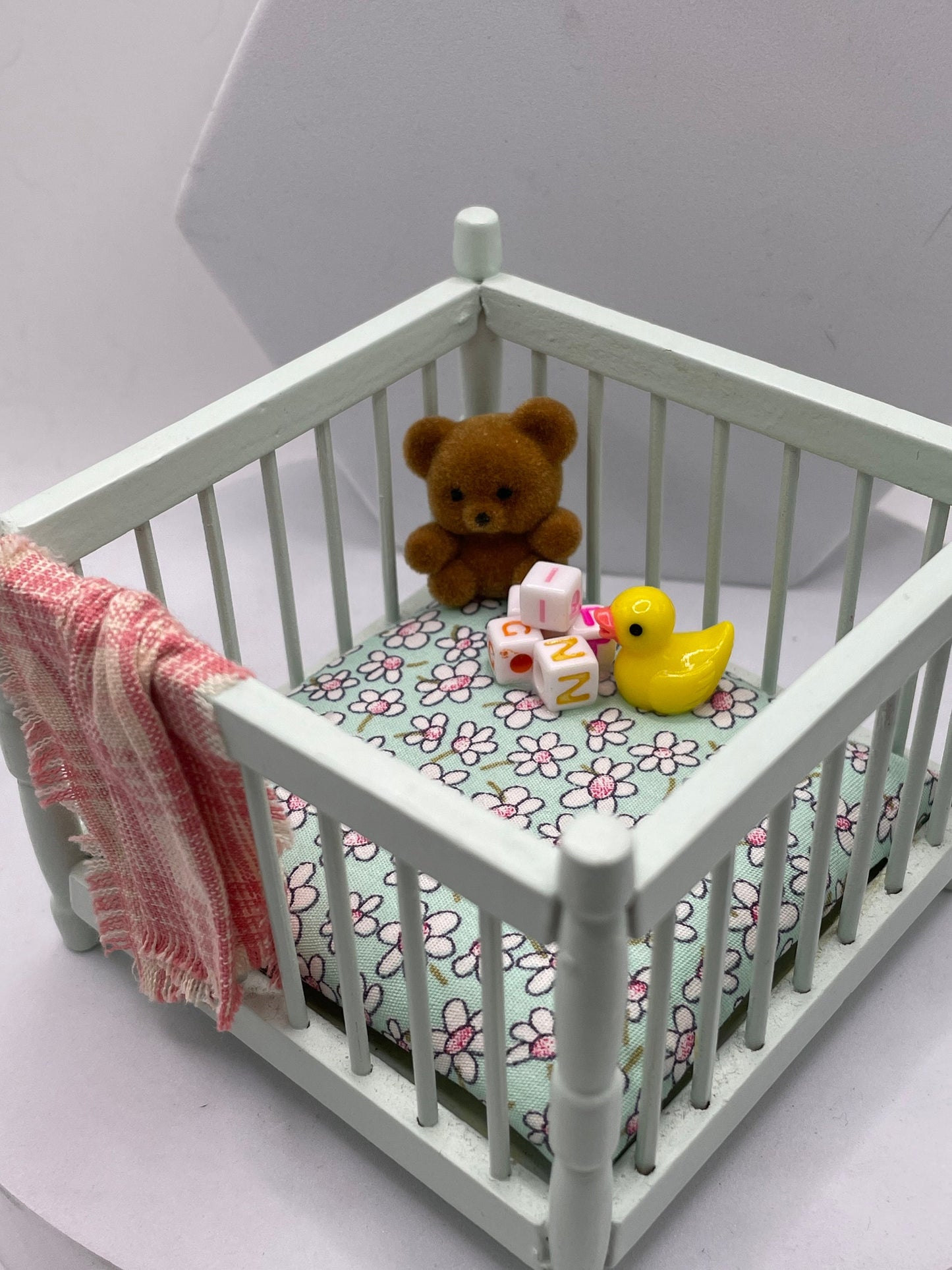 Dolls House Miniatures - 1/12th Baby Furniture (various pieces) - Vera Collective