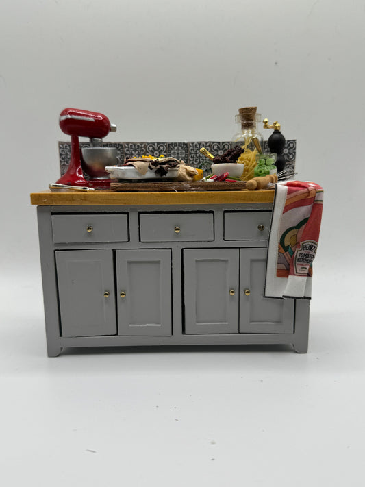 Dolls House Miniatures - 1/12 Kitchen Preparation Table Counter
