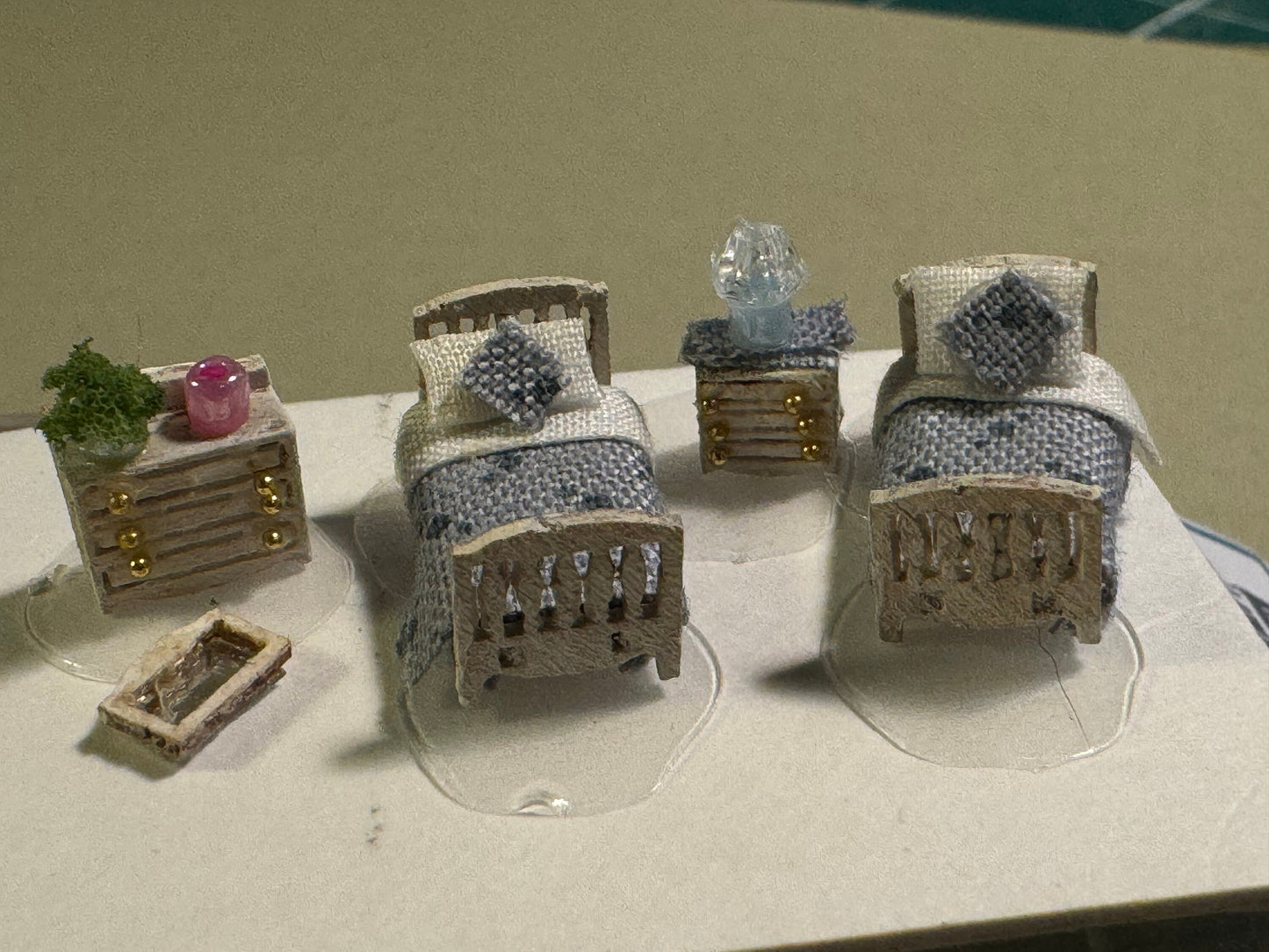 Dolls House Miniatures 1/144th / 1:144 / Micro / Dutch Scale Traditional Childs Room set