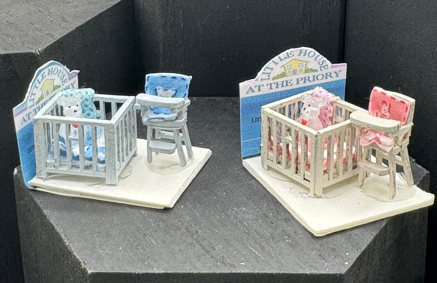 Dolls House 1/48th Playpen / Highchair Set x1