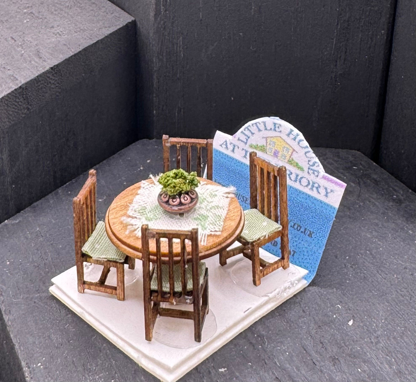 Dolls House 1/48th Table and 4 chairs
