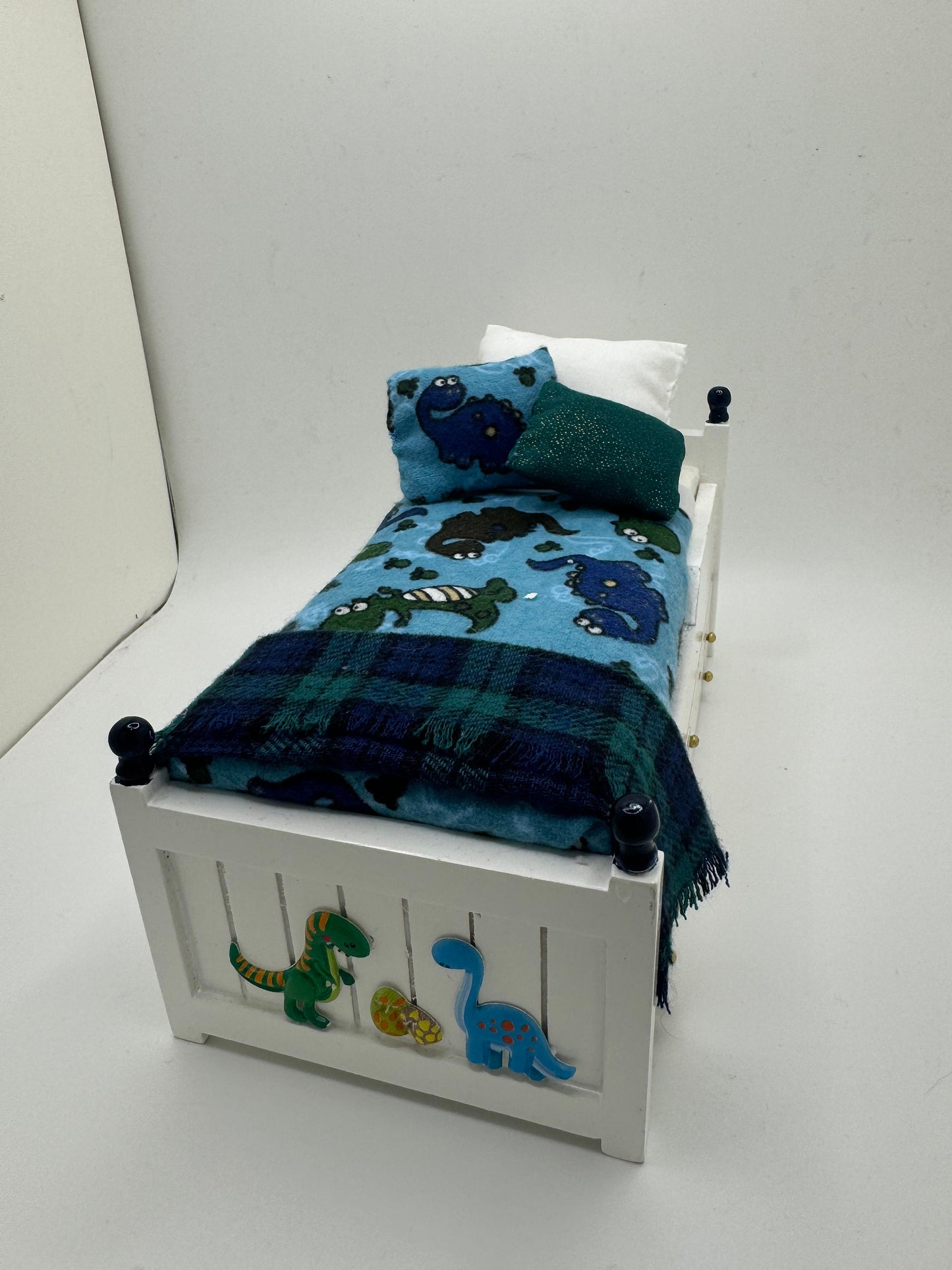 Dolls House Luxury Dressed 1/12th - 1:12 - 1 inch. Single Trundle Bed - Danny