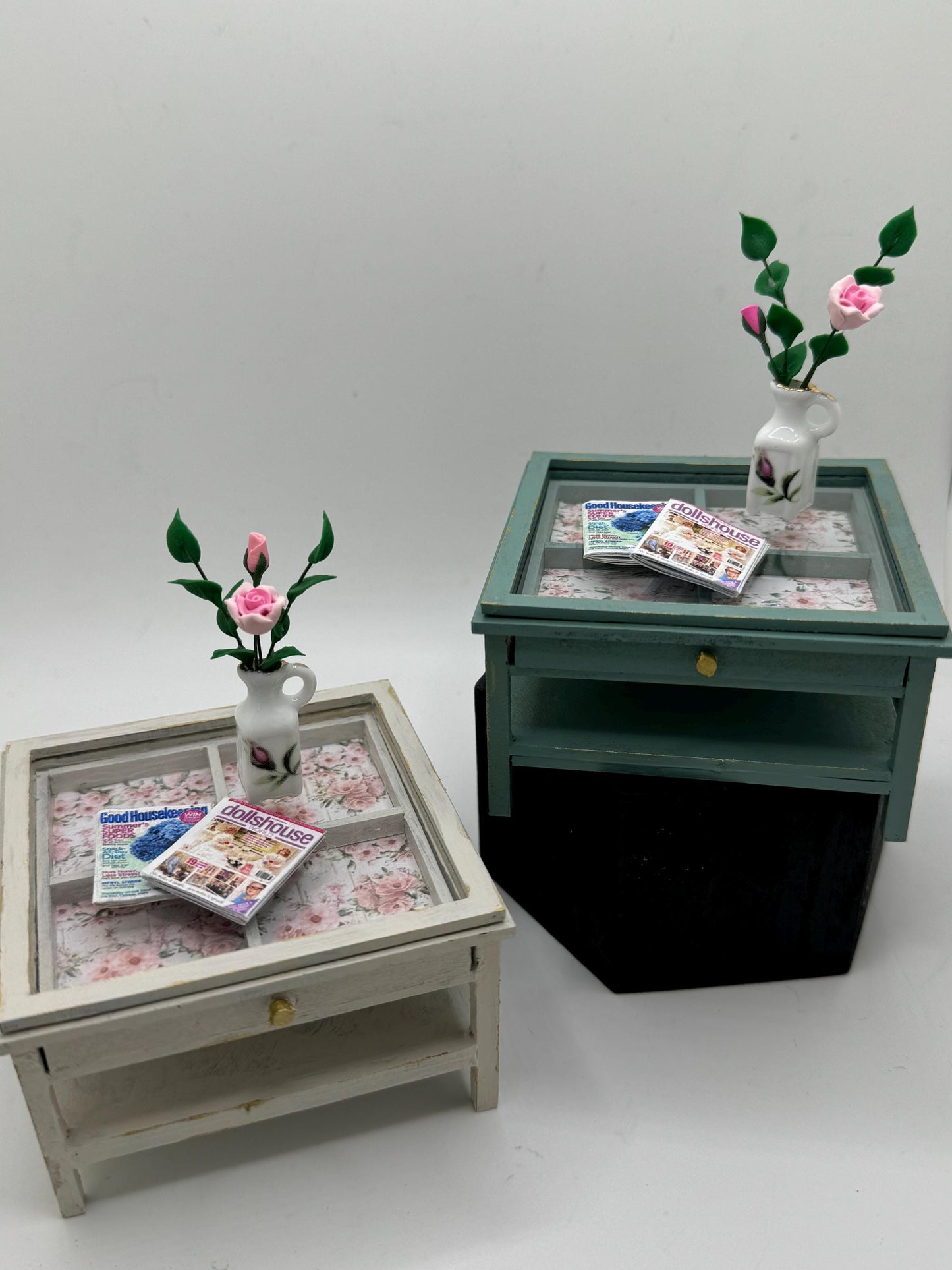 Dolls House Miniatures - 1/12th - Coffee Table with pull out display drawer (2 available)