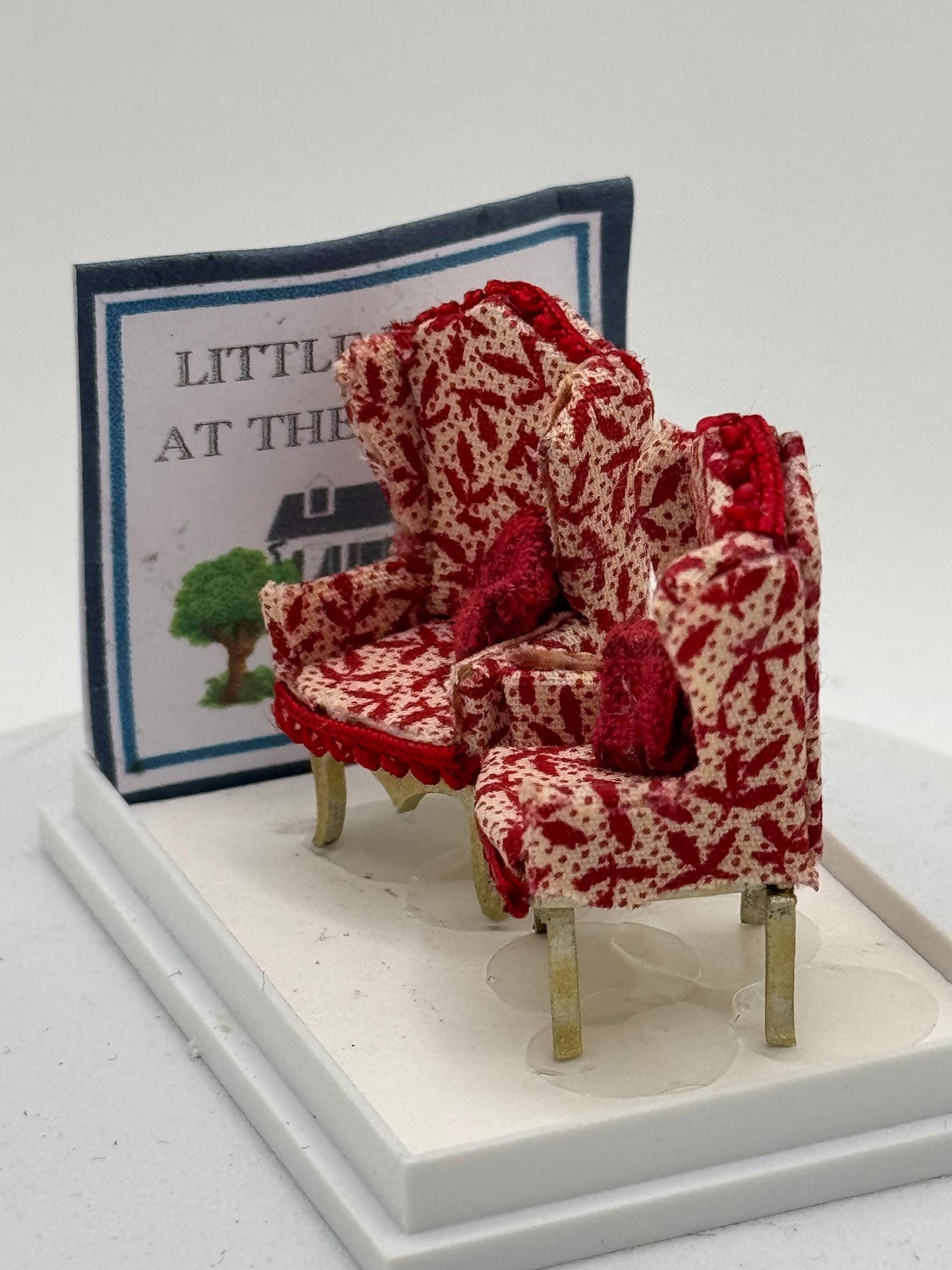 Dolls House 1/48th / 1:48 / Quarter Scale Desk and Chair