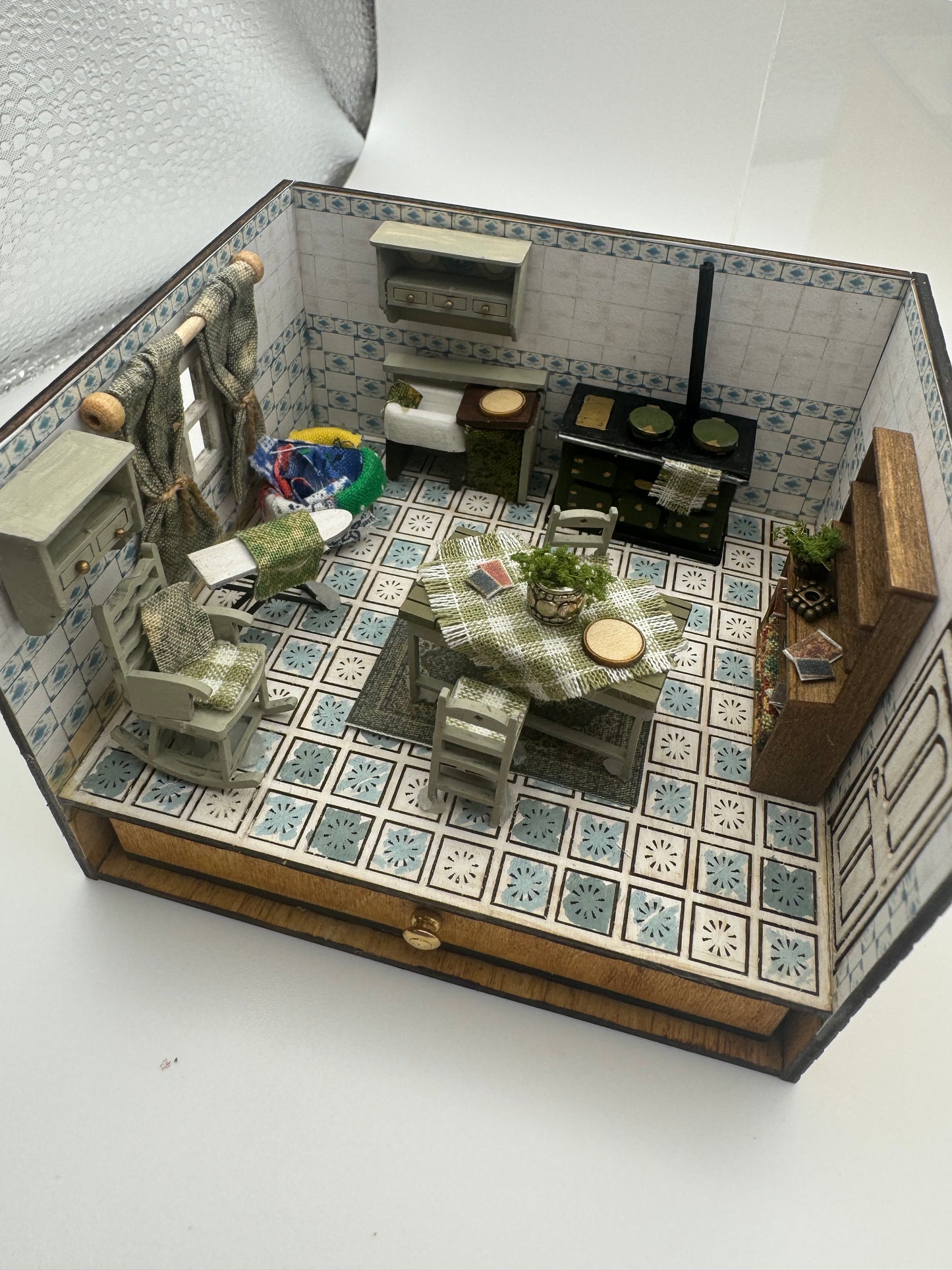 1/48th Room Box - Kitchen