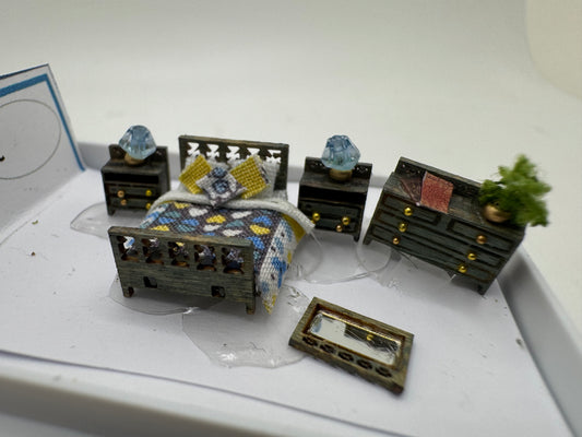 1/144th  Modern Bedroom set