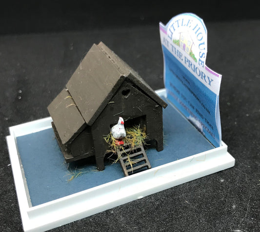 Dolls House Miniatures ( 1/48th - 1:48th - 1/4&quot; - Quarter Inch Scale ) Luxury Dressed   Chicken Coop