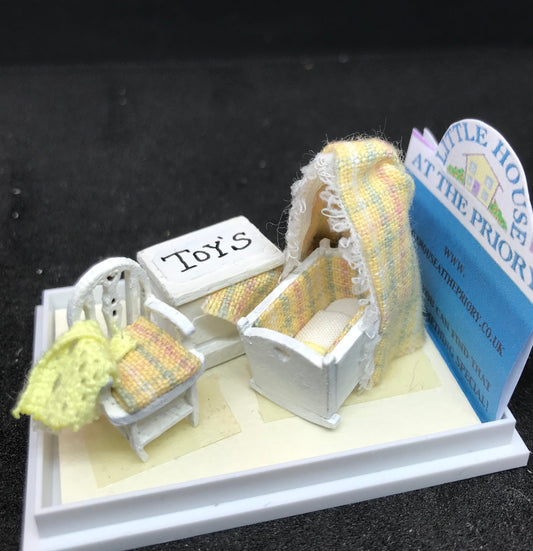 Dolls House Miniatures ( 1/48th - 1:48 - 1/4&quot; - Quarter Inch Scale )  - Hand Made COT SET  - YELLOW