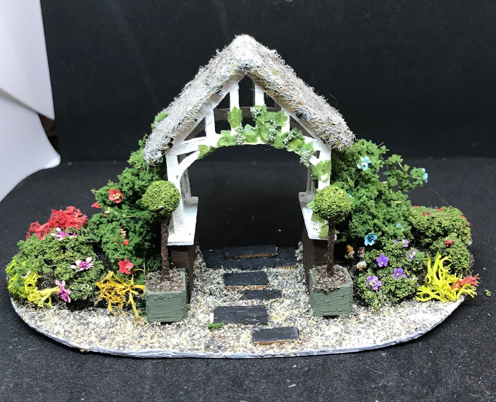 Dolls House Miniatures ( 1/48th - 1:48th - 1/4&quot; - Quarter Inch Scale )  Hand Made Arch for Front Doorway