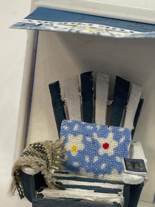 Dolls House Miniatures ( 1/48th - 1:48th - 1/4&quot; - Quarter Inch Scale )   Beach Chair