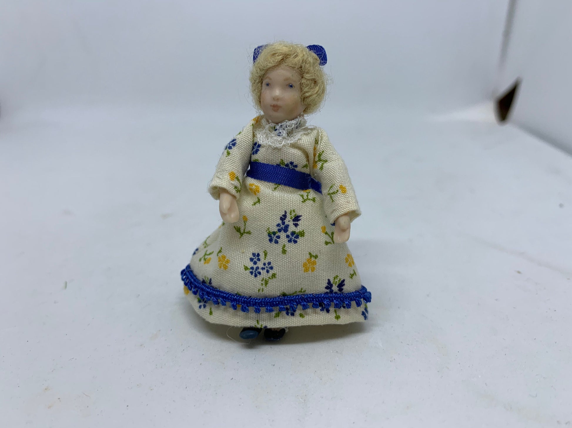 Dolls House Miniatures - Double 1/24th/ 1:24th / Half Inch Scale 6cm tall doll - Jack  / Jill (1 x doll only)