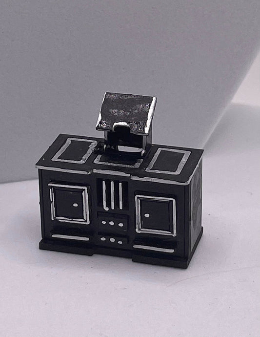 Dolls House 1/48th / 1:48 /Quarter Scale -  Stove