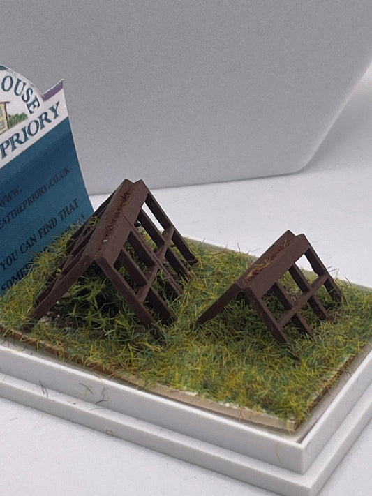 Dolls House Miniatures ( 1/48th - 1:48th - 1/4&quot; - Quarter Inch Scale )  - Hand Made Garden Cloche Set   -