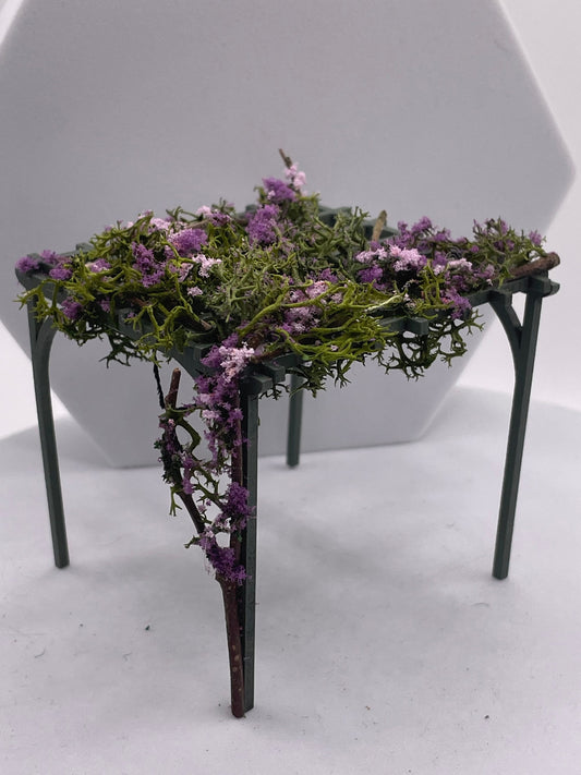 Dolls House Miniatures ( 1/48th - 1:48th - 1/4&quot; - Quarter Inch Scale )  Hand Made   - wisteria Arbour