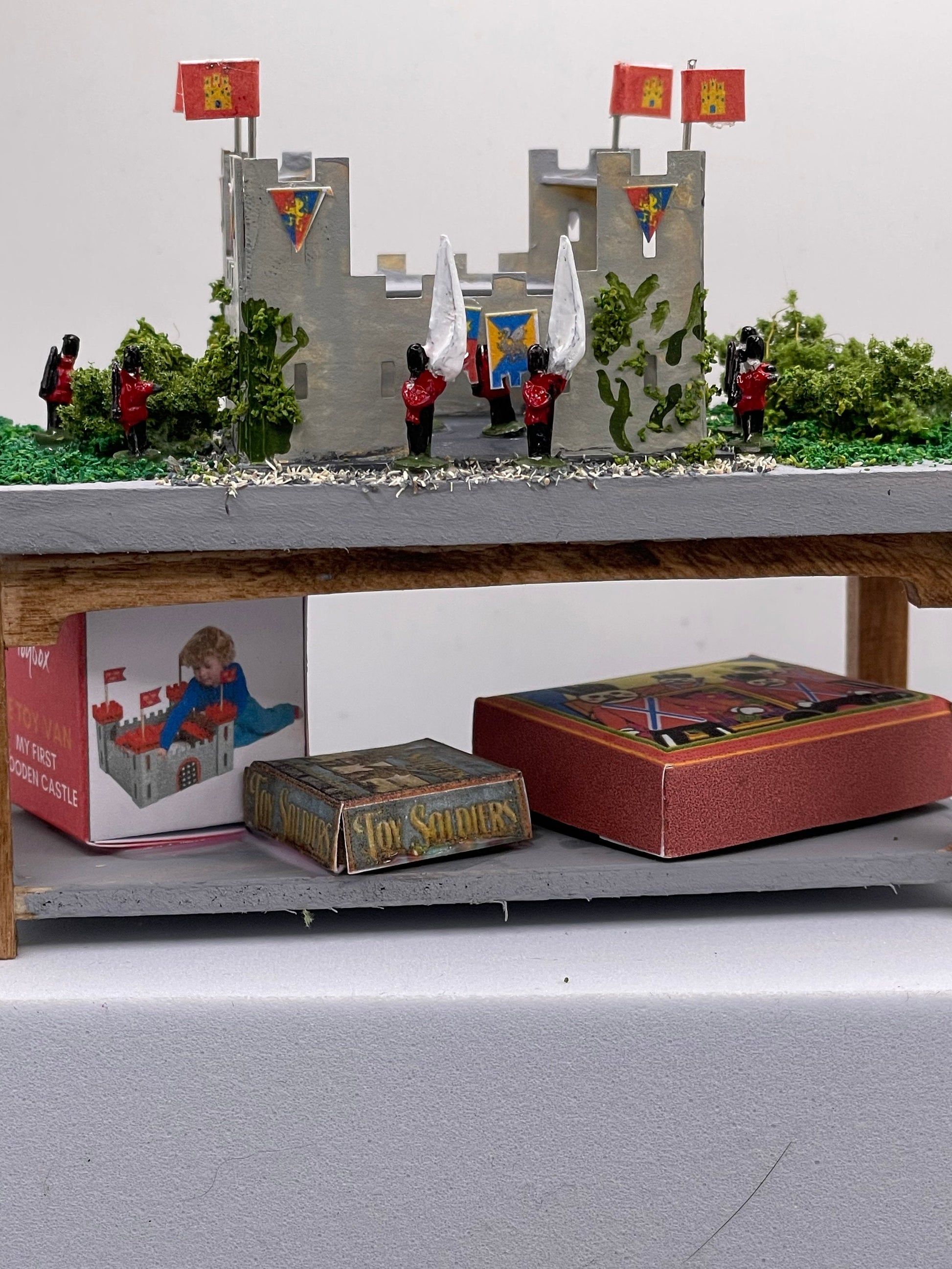 Dolls House Miniatures - 1/12th Toy Fort