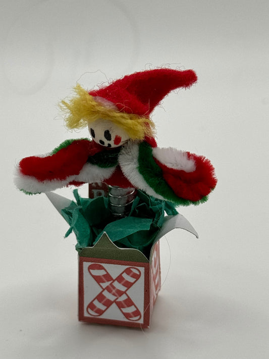 DOLLS HOUSE MINIATURES - Christmas jack in the box toy  x1