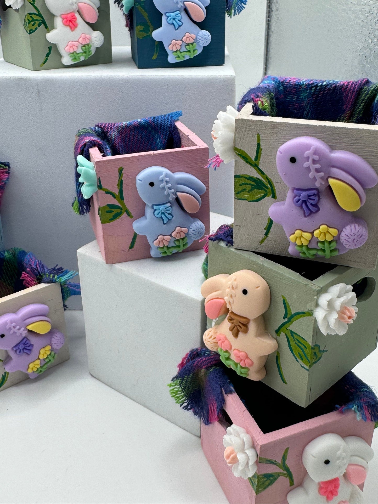 1/12th Bunny Rabbit box x1