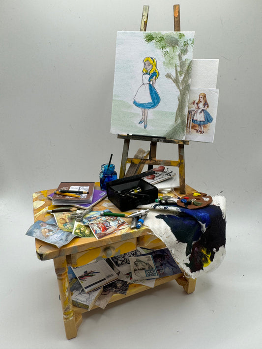 Dolls House Miniatures - 1/12th Artist&#39;s Table