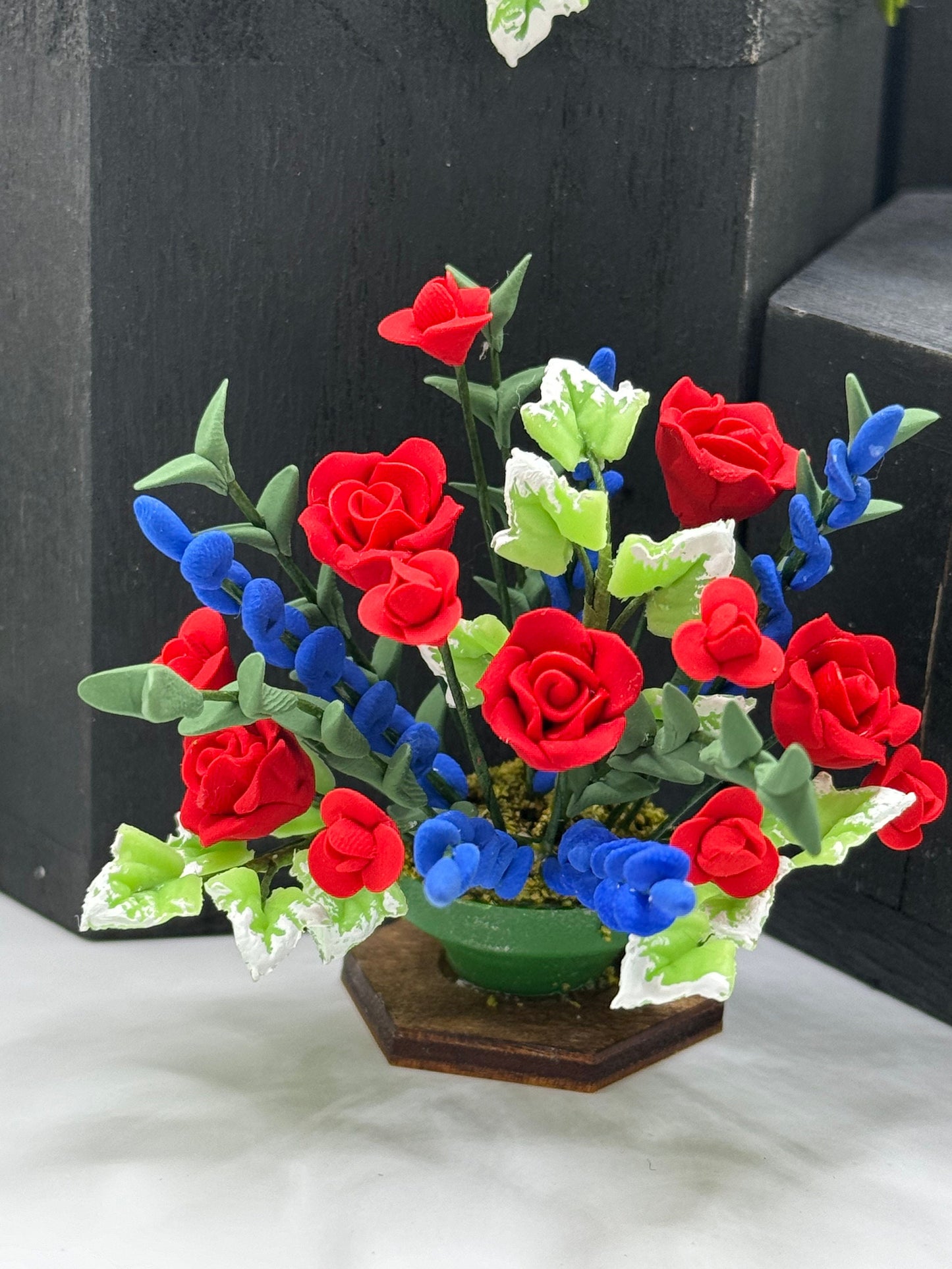 Dolls House Miniatures - 1/12th  Floral / Flower display (various options)