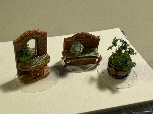 Dolls House Miniatures 1/144th  / 1:144 / Micro  / Dutch Scale Victorian Hall Room set
