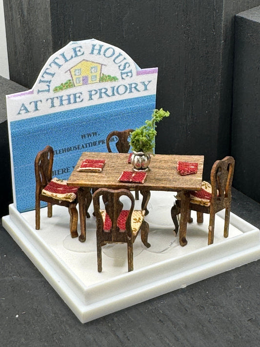 DOLLS HOUSE MINIATURES - 1/48 - 1:48 - 1/4&quot; - Quarter Inch Scale - Table with 4 chairs