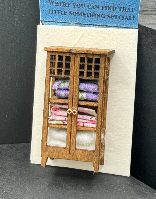 Dolls House  1/48th Linen Cupboard