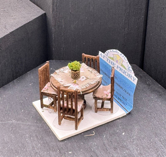 Dolls House  1/48th Table and 4 chairs