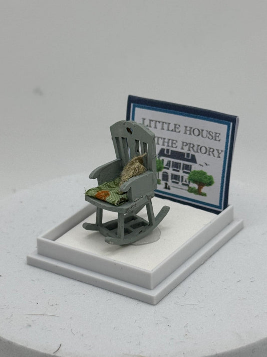 Dolls House 1/48th / 1:48 /Quarter Scale - rocking chair