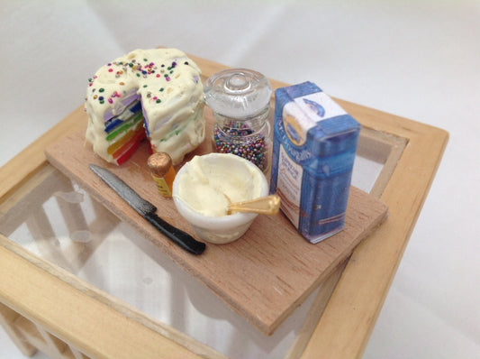 DOLLS HOUSE MINIATURES -1/12th Rainbow cake making set