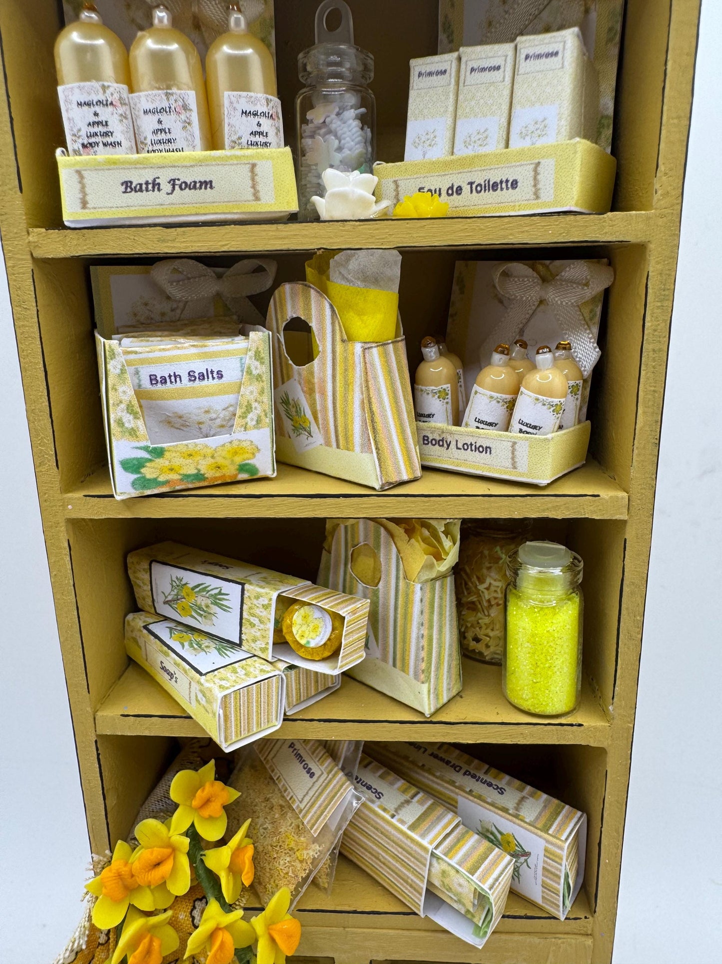Dolls House Miniatures - 1/12th Primrose Perfume shop Shelves