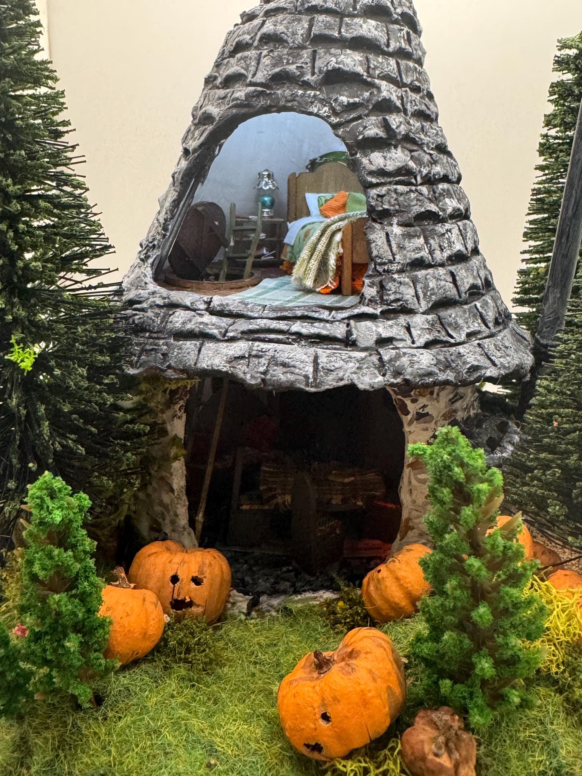 Dolls House Miniatures ( 1/48th - 1:48th - 1/4&quot; - Quarter Inch Scale )  Pumpkin Cottage - OOAK