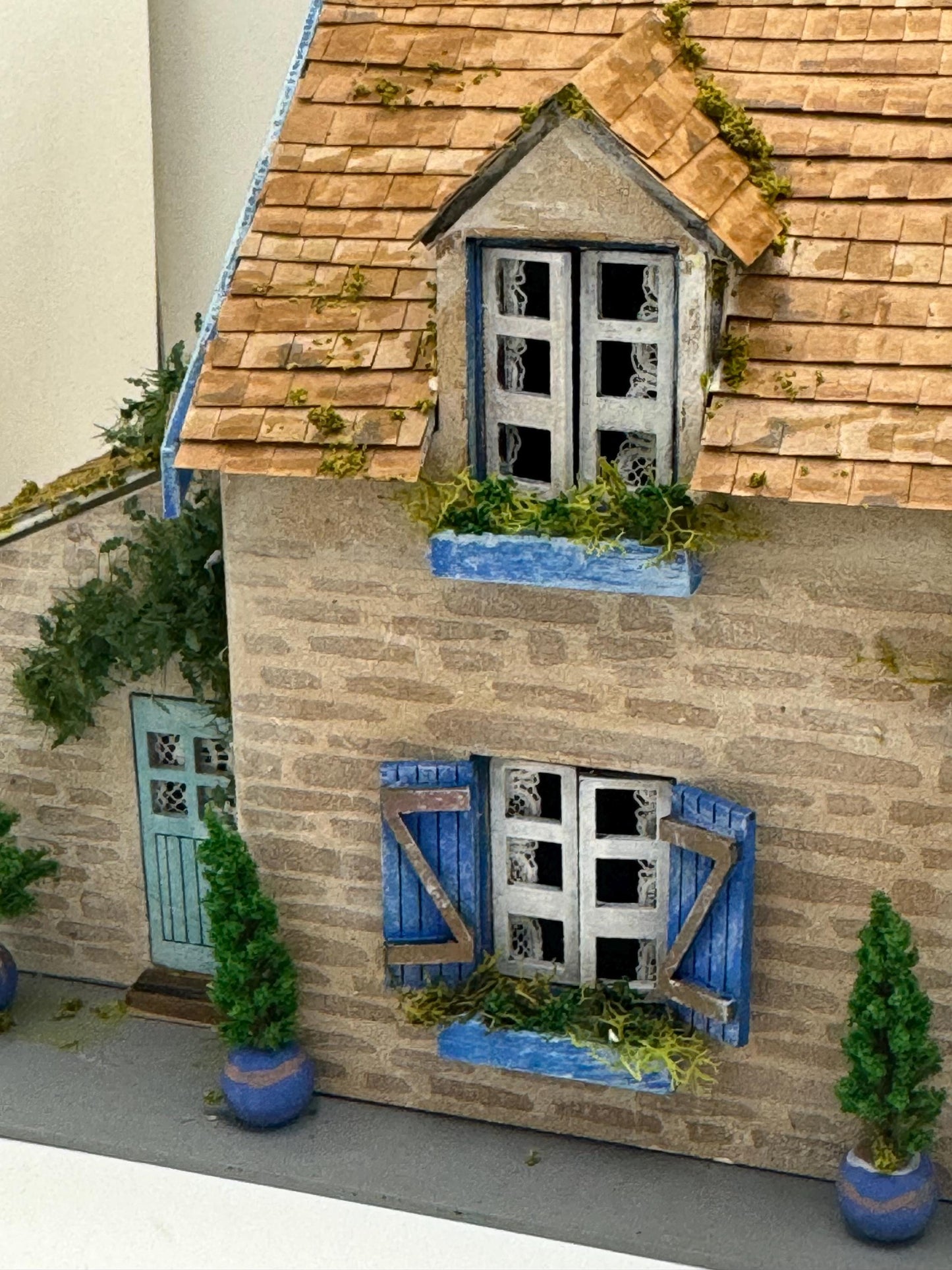 Dolls House Miniatures ( 1/48th - 1:48th - 1/4&quot; - Quarter Inch Scale )  Seaside cottages - OOAK