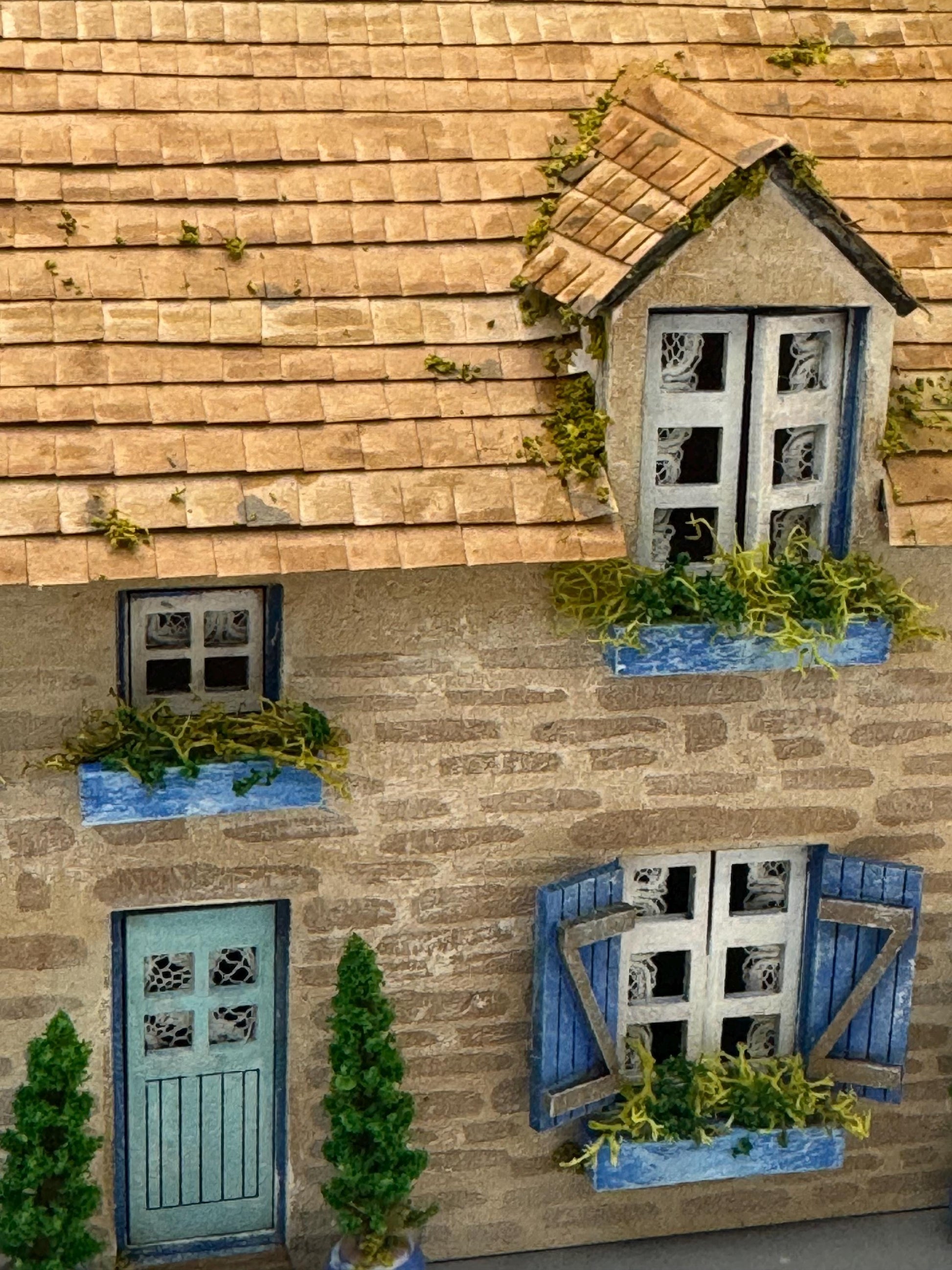 Dolls House Miniatures ( 1/48th - 1:48th - 1/4&quot; - Quarter Inch Scale )  Seaside cottages - OOAK