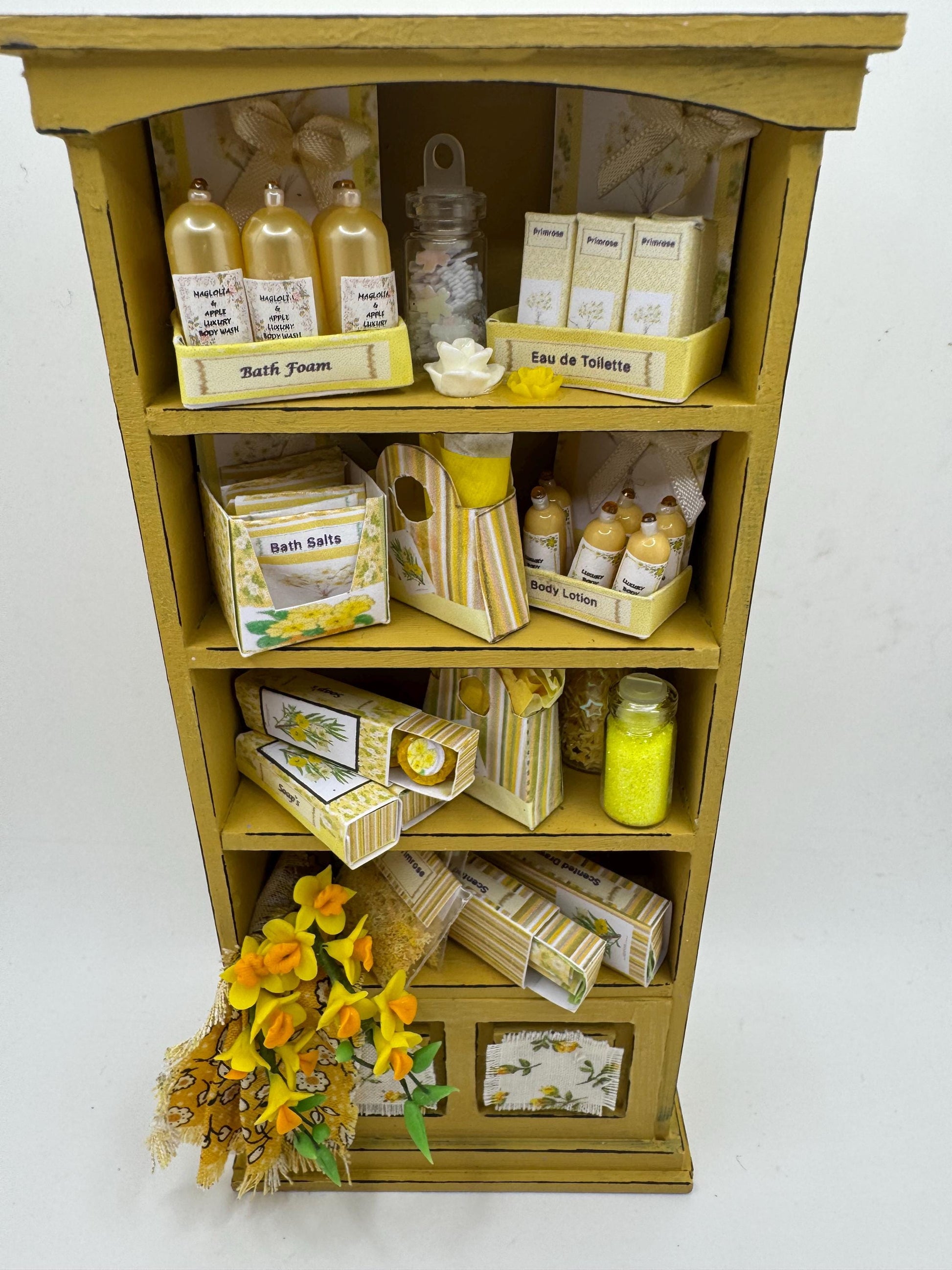 Dolls House Miniatures - 1/12th Primrose Perfume shop Shelves