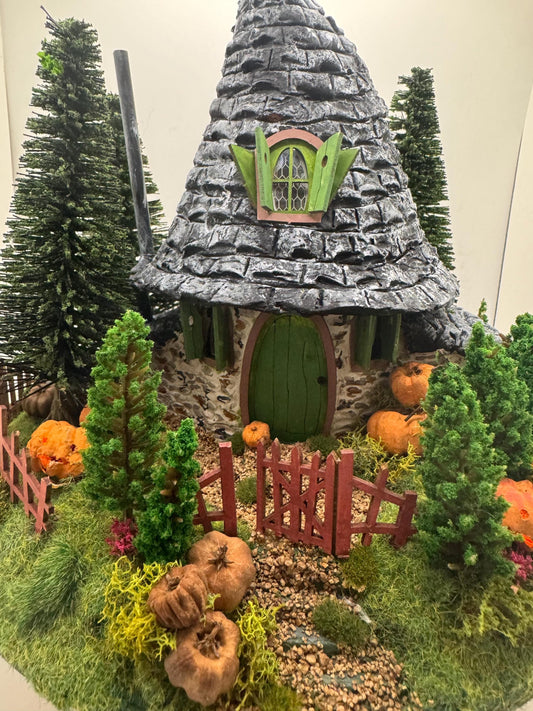 Dolls House Miniatures ( 1/48th - 1:48th - 1/4&quot; - Quarter Inch Scale )  Pumpkin Cottage - OOAK
