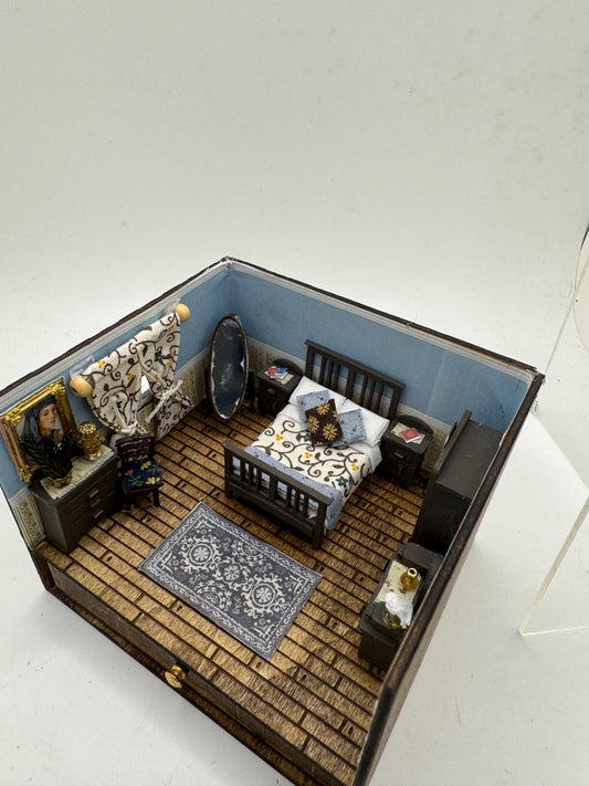 DOLLS HOUSE MINIATURES - 1/48th Room Box - Double Bedroom