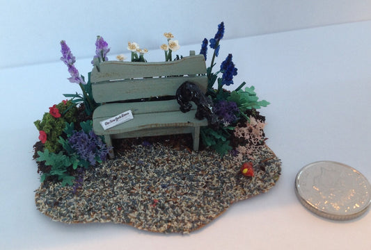 Dolls House Miniatures ( 1/48th - 1:48th - 1/4&quot; - Quarter Inch Scale ) - Hand Painted  - Garden Bench Scene